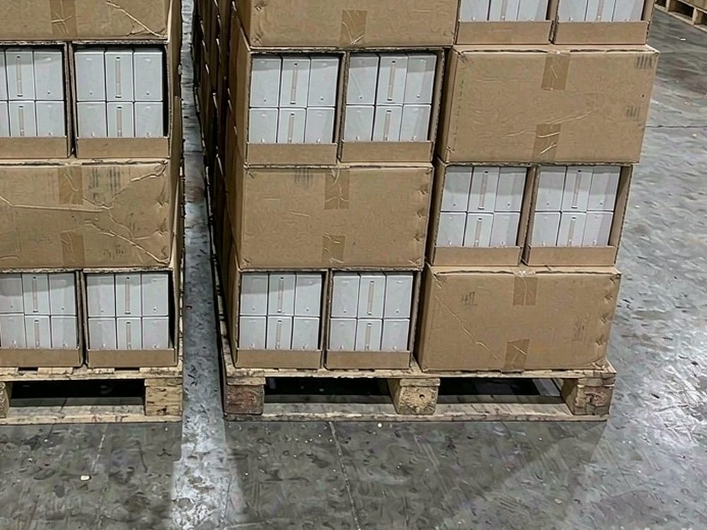 B2B Supply of Aeku devices — bulk case