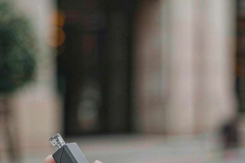 B2B Supply of Aeku hardware — small parcel