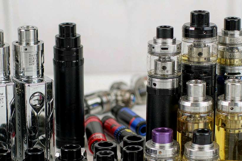 B2B Supply of Aeku tanks — US warehouse