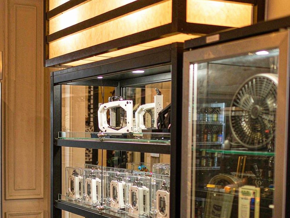 Checklist for Aeku products — no minimum MOQ