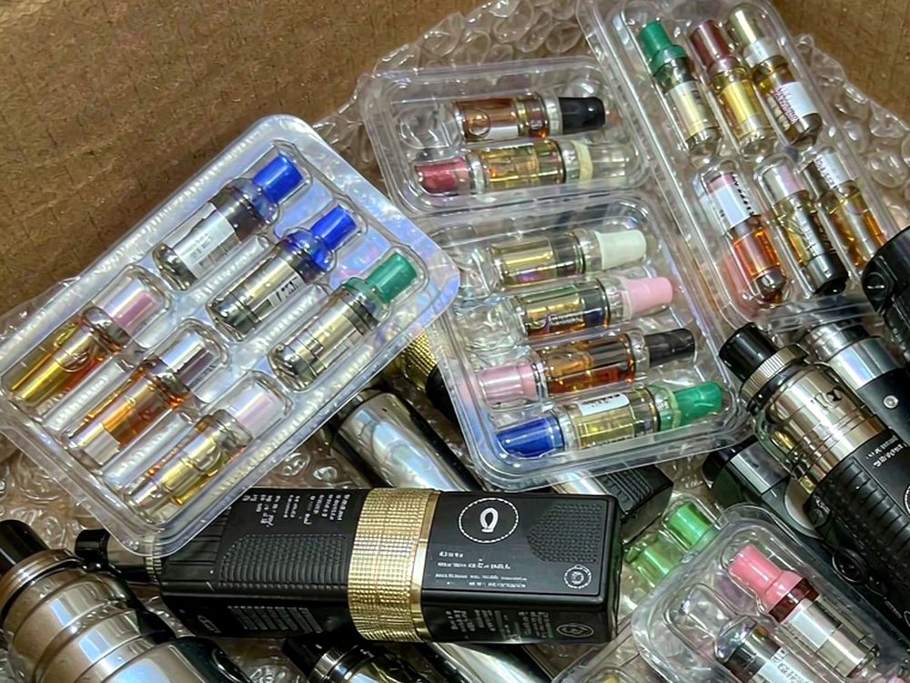 Comparison of Aeku hardware Suppliers — premium tier
