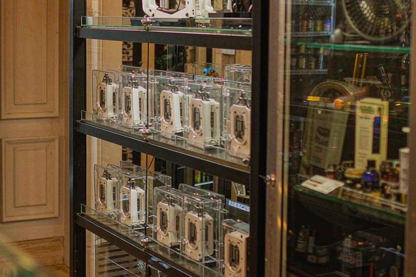 Device Catalog for Aeku products — Asia Pacific