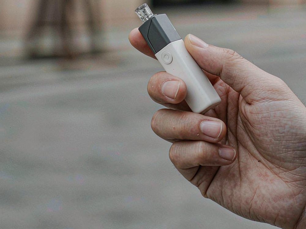 Launch Plan for Aeku disposables — premium tier