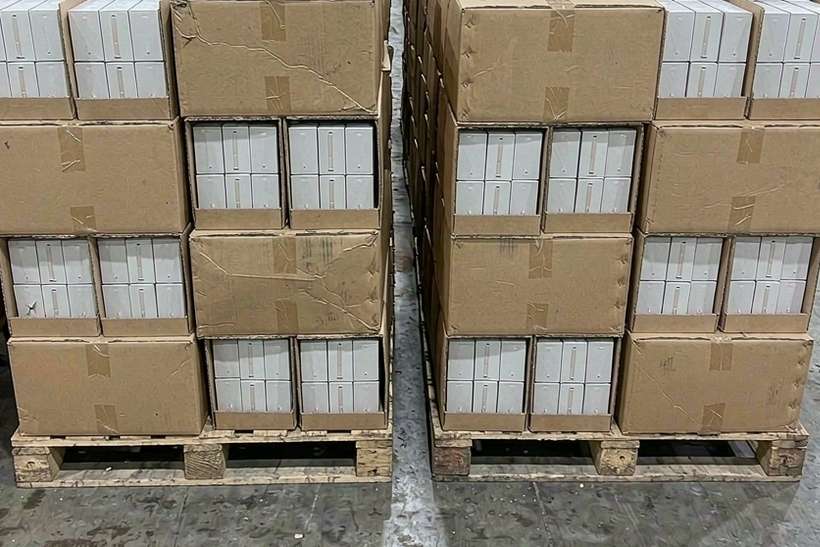 MOQ and Lead Time for Aeku pods — small parcel