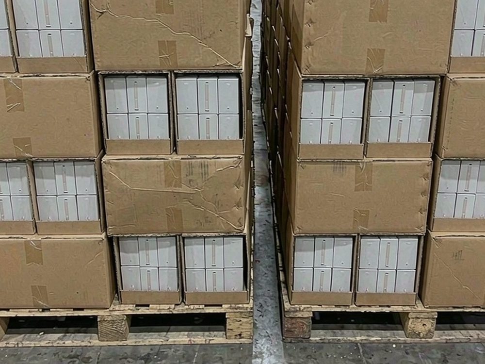 MOQ and Lead Time for Aeku pods — with fast shipping