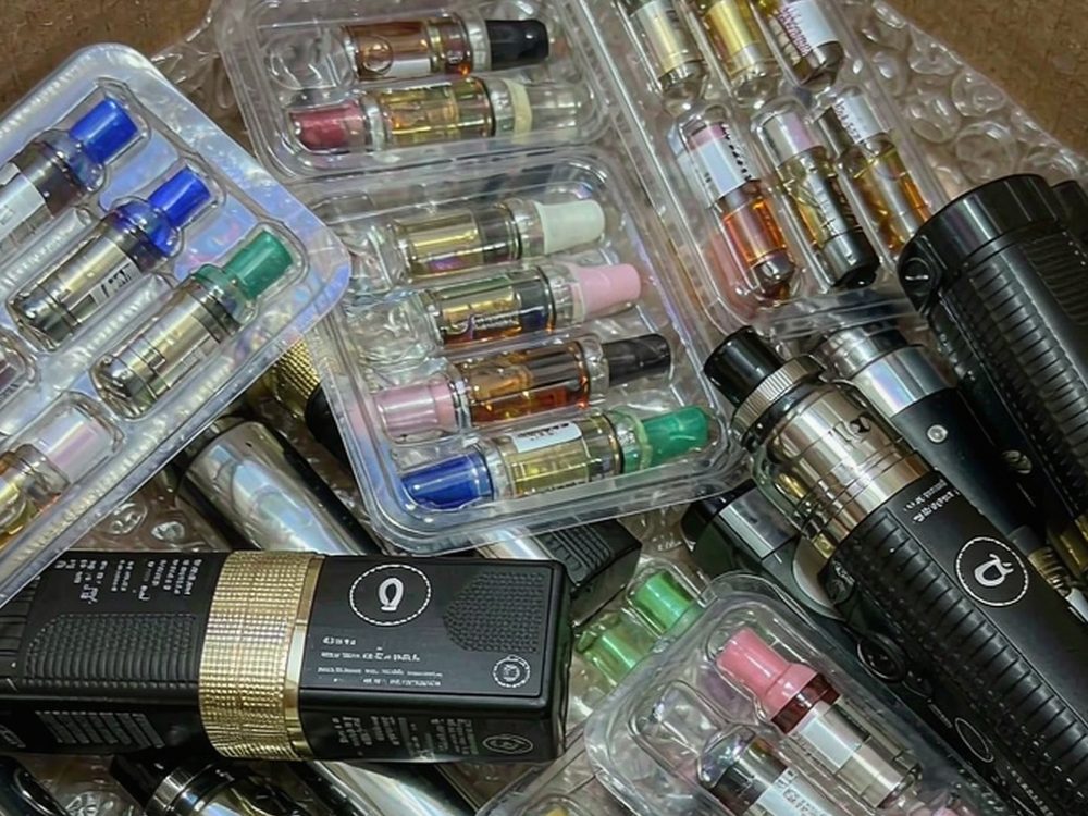 Shipping Guide for Aeku disposables — premium tier