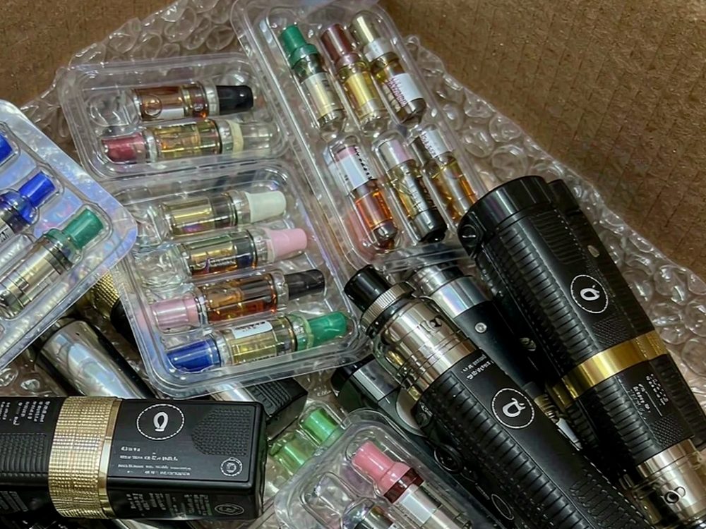 Shipping Guide for Aeku products — no minimum MOQ