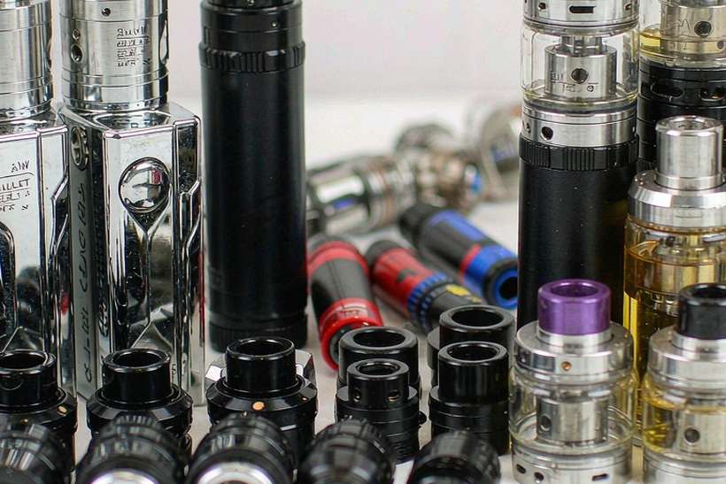 Sourcing Report on Aeku hardware — US warehouse