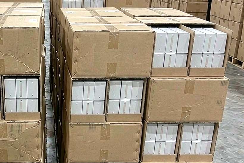 Trend Report on Aeku accessories — container load
