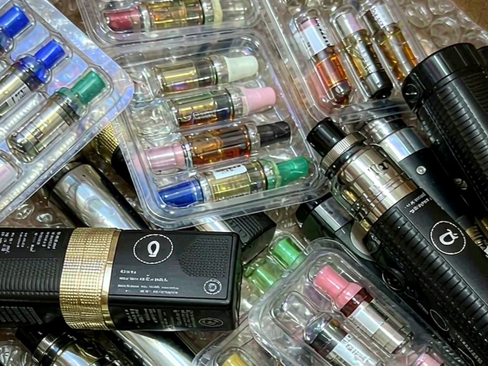Warehouse Options for Aeku devices — bulk case
