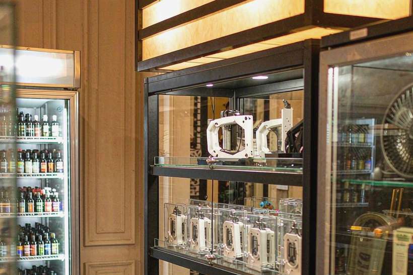 Warehouse Options for Aeku devices — small parcel
