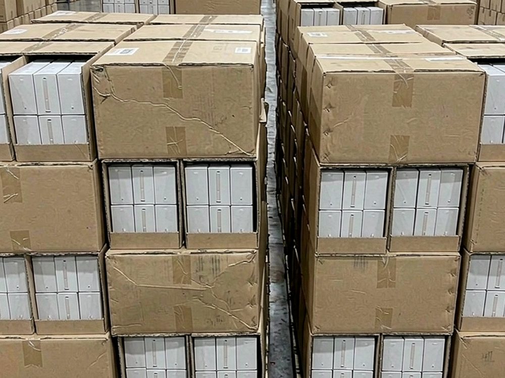 Warehouse Options for Aeku disposables — premium tier