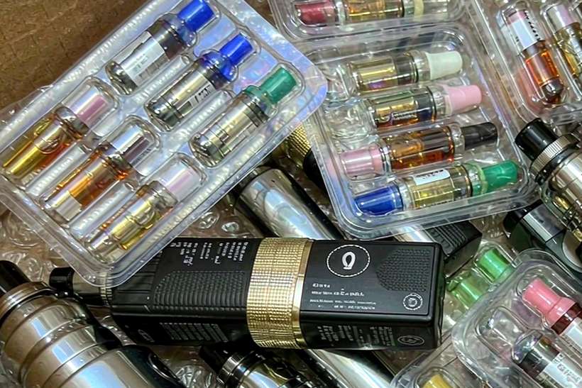 Warehouse Options for Aeku hardware — EU stock
