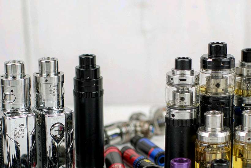 Wholesale Aeku tanks — Middle East
